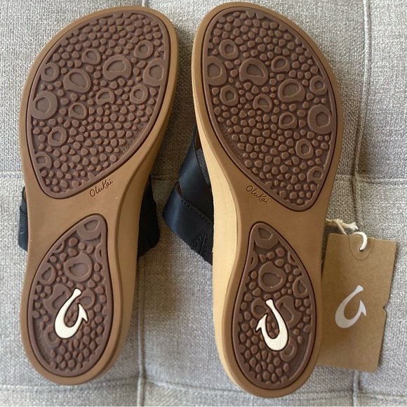 NWT Olukai KaeKae Ko’o Women’s Sandal - Picture 2 of 3